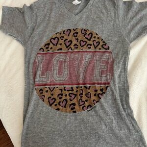 Women's graphic v neck t-shirt .